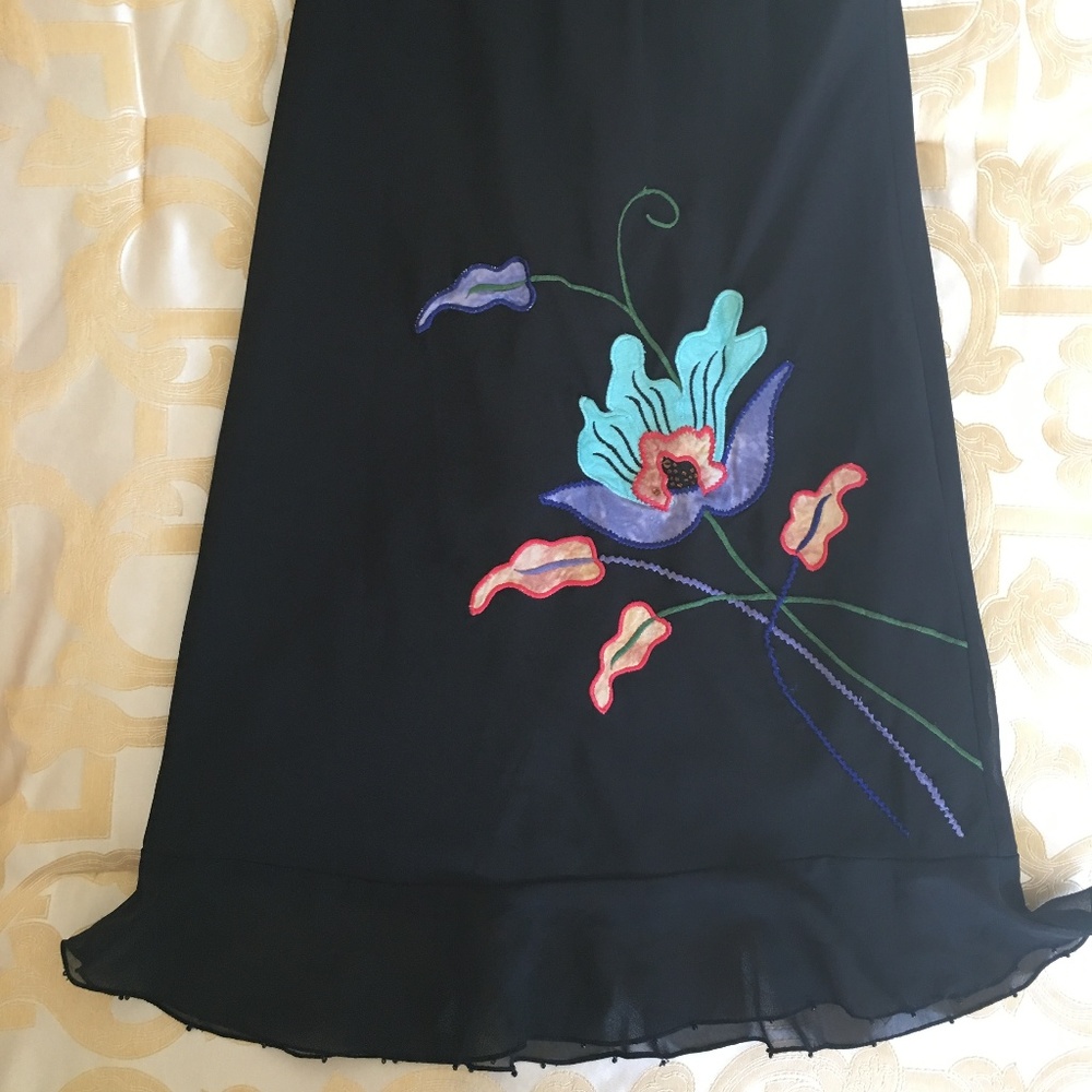 Allure Skirt with Flower Applique